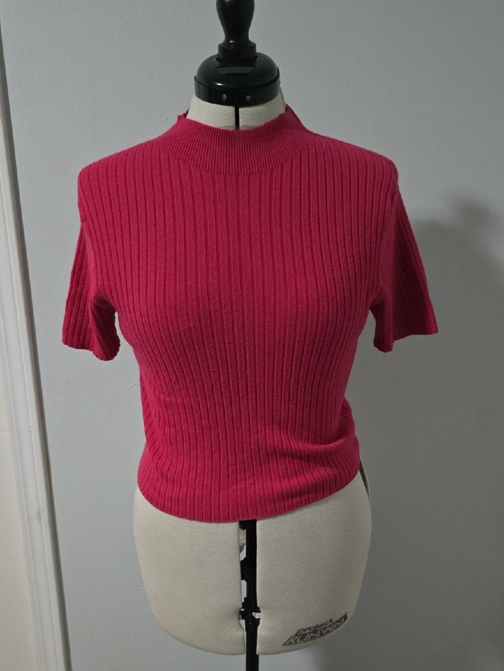a new day Ribbed Mock Neck Short Sleeve Top - Fuchsia Pink